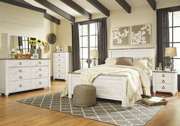 Picture of Willowton - White King Panel Bed