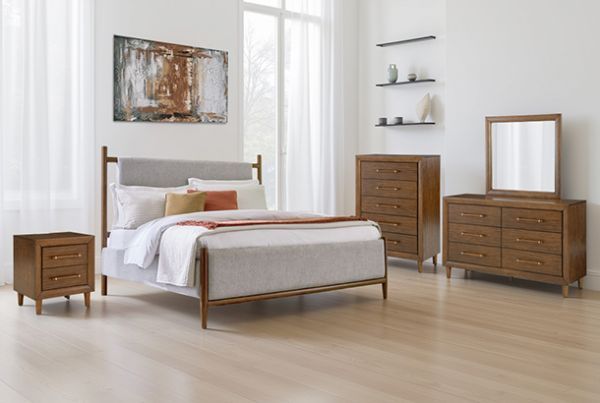 Picture of Lyncott - Brown Queen Upholstered Bed