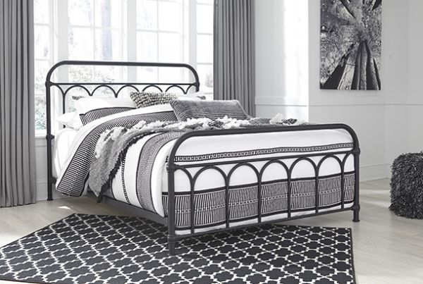 Picture of Nashburg - Black Queen Metal Bed