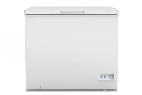 Picture of 7 Cu. Ft. 22" Depth White Chest Freezer