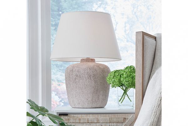 Picture of Danry - Cream Metal Table Lamp